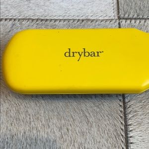 Dry bar electric hairbrush-yellow-works great!